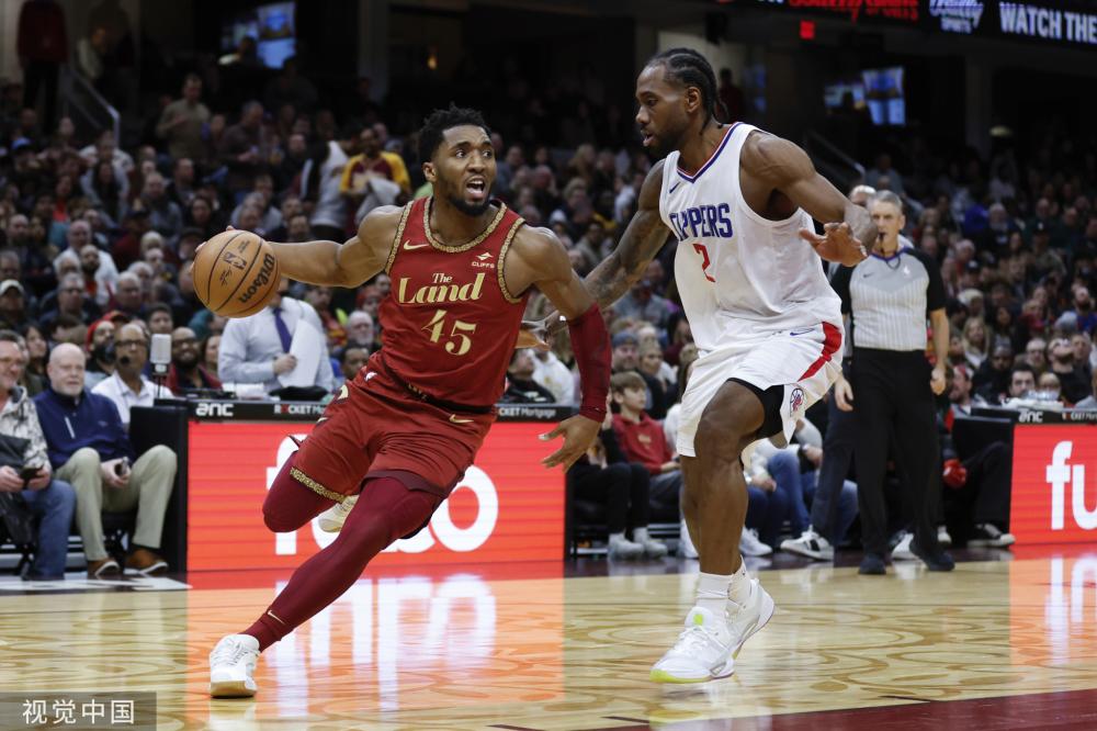 巴塞罗那的 巴塞罗那的