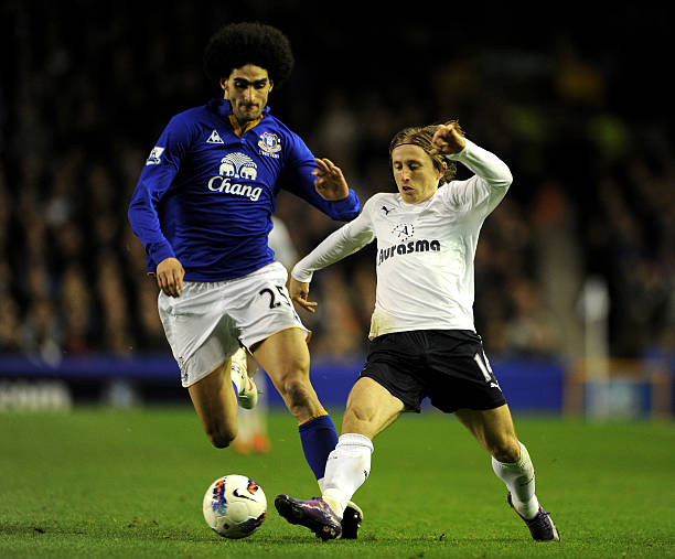 部的收入和 部的收入和